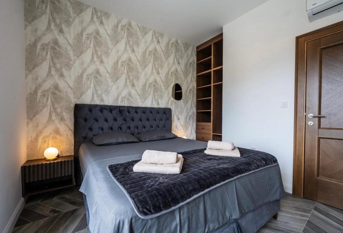 Luxury Apartment Vasilisa Kotor Exterior photo